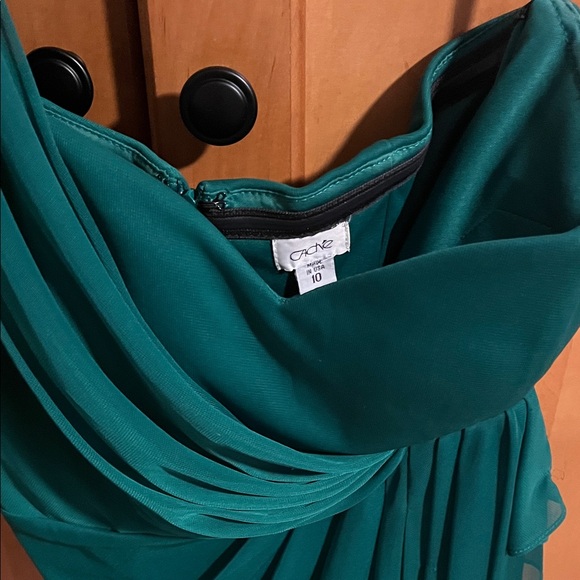 Cache One Shoulder Green Dress with Embellishments - Picture 3 of 5
